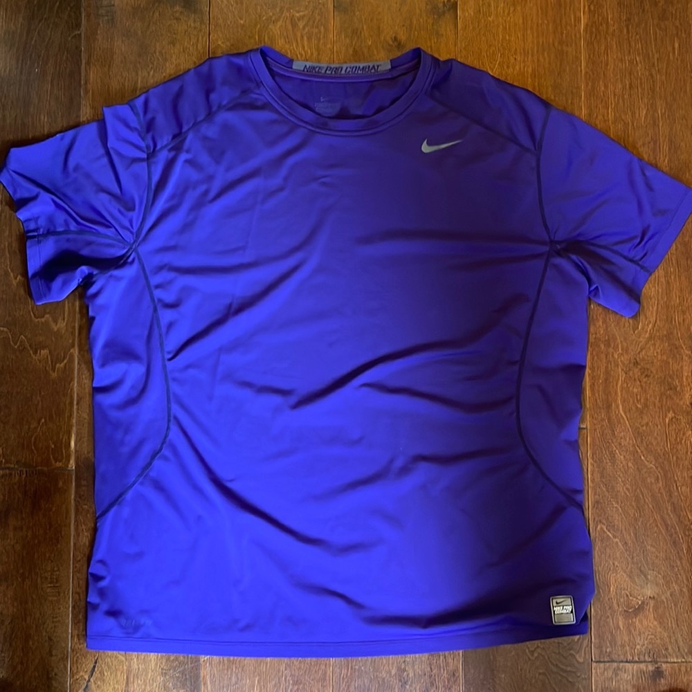 Purple 3XL men’s Nike Pro Combat tee. Like new.